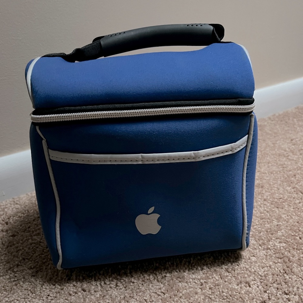 Apple Logo Lunchbox Royal Blue Limited Edition Fully Insulated Inside Pocket EUC